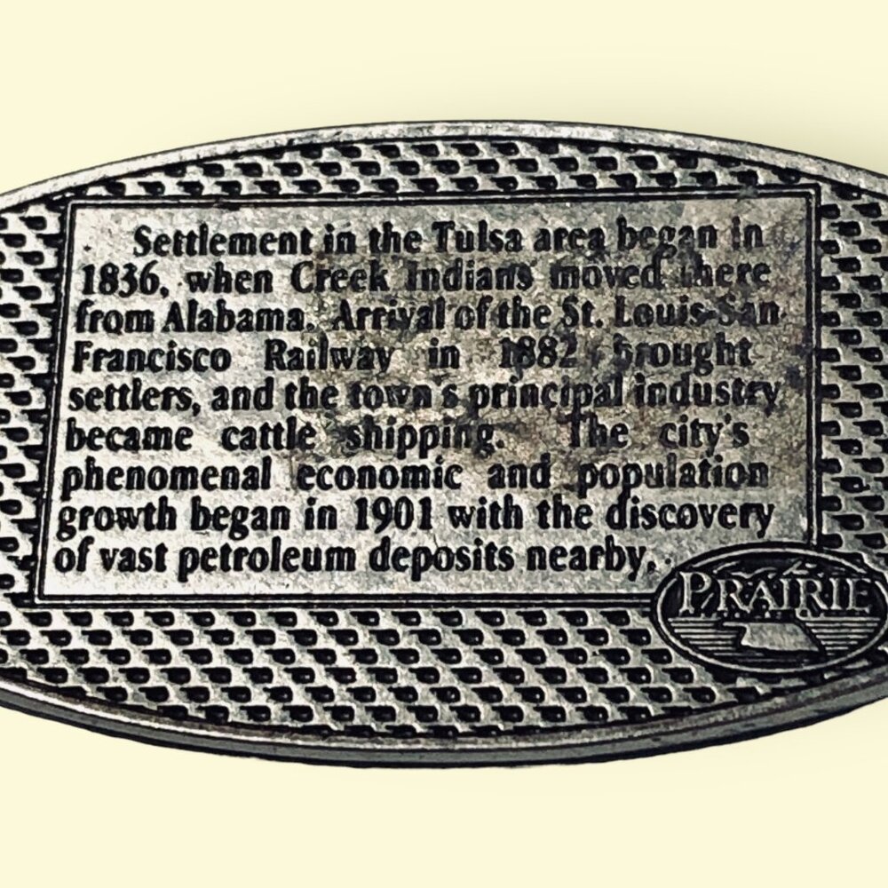 Tulsa Oklahoma Skyline Keychain Keyring With Historical Facts Metal Oval Shape - Picture 4 of 4